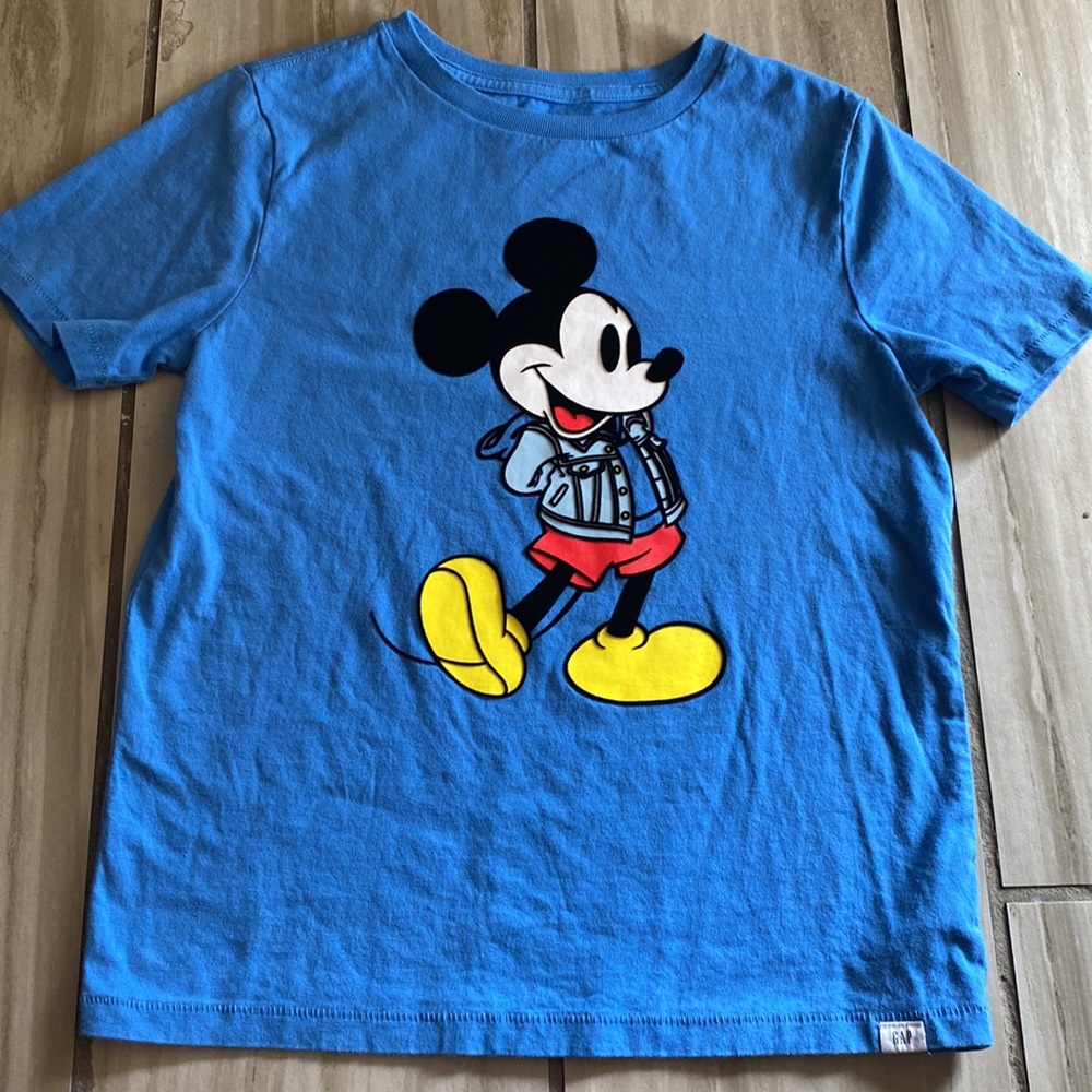 Gap Mickey Mouse sz M